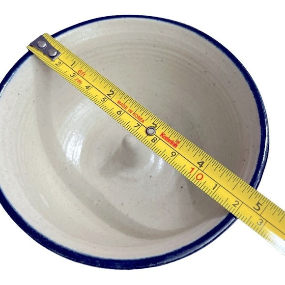 Artisan Ceramic Apple Baking
Dish - a Pair signed by Artist - Picture 8 of 11